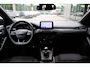 Ford Focus Wagon 125PK ST-LINE BUSINESS TREKHAAK WINTERPACK AD-CRUISE 18"LM-VELGEN KEYLESS P-SENSOREN