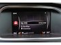 Volvo V40 T3 PolarPlus Sport - Panoramadak - Harman/Kardon audio - Parkeercamera achter - Verwarmde voorstoelen - Navigatie - Volvo On Call - Cruise control - Extra getint glas - 17' LMV