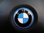 BMW 3-Serie Touring 330e M-Sport Brooklyn Grau | Pano | Leder | Head-Up | Camera | Carplay | Digital Dash | Cognac Leder | Led | Trekhaak | Android Auto | Stoelverwarming | Cruisecontrol | Lane Assist | Draadloos Opladen | F1 Flippers | Dealer Onderhouden