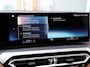 BMW 3-Serie Touring 330e M-Sport Brooklyn Grau | Pano | Leder | Head-Up | Camera | Carplay | Digital Dash | Cognac Leder | Led | Trekhaak | Android Auto | Stoelverwarming | Cruisecontrol | Lane Assist | Draadloos Opladen | F1 Flippers | Dealer Onderhouden