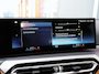 BMW 3-Serie Touring 330e M-Sport Brooklyn Grau | Pano | Leder | Head-Up | Camera | Carplay | Digital Dash | Cognac Leder | Led | Trekhaak | Android Auto | Stoelverwarming | Cruisecontrol | Lane Assist | Draadloos Opladen | F1 Flippers | Dealer Onderhouden