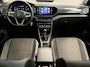 Volkswagen T-Cross 1.0 TSI Style | Adaptive cruise | Navi | Parkeersensoren | Clima | Digidash | Stoelverwarming | Carplay |
