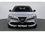 Alfa Romeo Junior 1.2 Turbo Hybrid Ibrida Ti | Navigatie | Parkeersensoren | Camera | Apple carplay/Android Auto | LMV 18" | Tecno Pack | Two-Tone lak |