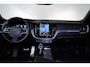 Volvo XC60 T6 Recharge AWD Ultimate Black Edition - Panorama/schuifdak - IntelliSafe Assist & Surround - 360º Camera - Harman/Kardon audio - Verwarmde voorstoelen, stuur & achterbank - Parkeersensoren voor & achter - Elektr. bedienb. voorstoelen met geheugen - Geventileerde voorstoelen - Head up display - Draadloze tel. lader - Extra getint glas -  21' LMV