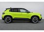 Jeep Avenger Summit 54 kWh | Electrisch Schuifdak | Stoelverwarming | Apple Carplay/Android Auto | LMV 18" | Warmtepomp |