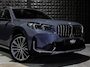 BMW iX1 xDrive30 Launch Ed. 67 kWh | Pano | 20"| Drive Pro | Adap. Li | | HUD | H/K | Leer | Topv.  Memo |