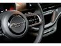 Fiat 500e Icon 42 kWh Stoelverwarming | Camera | Cruise Control | Climate | Digitaal Dashboard | 16" Lichtmetaal  | Achteruitrijcamera | Airco (automatisch) | Apple Carplay/Android Auto|telefoonintegratie premium