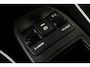 Fiat 500e Icon 42 kWh Stoelverwarming | Camera | Cruise Control | Climate | Digitaal Dashboard | 16" Lichtmetaal  | Achteruitrijcamera | Airco (automatisch) | Apple Carplay/Android Auto|telefoonintegratie premium