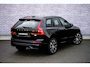 Volvo XC60 2.0 T6 Plug-in Hybrid AWD Plus Dark | Long Range | Panoramadak | Sportstoelen | Lichtmetalen Velgen 20 inch | Achteruitrijcamera | Keyless Entry | Elektrische Achterklep | Elektrisch Verstelbare Voorstoelen | Stoelverwarming voor en achter | Cruise Control Adaptief | BLIS | Google Navigatie | Apple Carplay | Android Auto