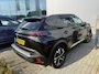 Peugeot e-2008 EV Allure Pack 50 kWh Stoelverwarming | Camera | Climate | Cruise | 17" Lichtmetaal | Carplay | Digitaal Dashboard | Achteruitrijcamera | Airco (automatisch) | Apple Carplay/Android Auto|telefoonintegratie premium