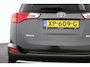 Toyota RAV4 2.0 Executive Business 4WD | Aanhangwagen geremd 2000 kg | leder bekleding | stoel verwarming | elk achter klep |
