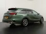 Kia Ceed Sportswagon 1.6 GDI PHEV ExecutiveLine - Schuif-/kanteldak - Stoelverwarming-/ventilatie - Stuurverwarming - Leder - Fabrieksgarantie tot 03-2031