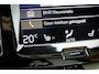 Volvo XC60 2.0 Recharge T8 AWD Inscription | Trekhaak | Panoramadak | Head-up Display | Harman Kardon Audio | 360 Graden Camera | Parkeerassistent | Keyless Entry | Elektrische Achterklep | Stoelverwarming | Cruise Control Adaptief | BLIS | Navigatie | Apple Carplay | Android Auto