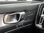 Volvo XC40 1.5 T4 Plug-in hybrid Plus Dark | Apple carplay | Navi | Camera | Cruise | Trekhaak | Harman Kardon |