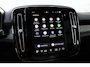 Volvo EX40 Single Motor Extended Range Plus Black Ed. 82 kWh | Apple Carplay & Android Auto | Bestuurdersstoel in hoogte verstelbaar | Buitenspiegels elektrisch inklapbaar | Cruise control adaptief met Stop&Go en stuurhulp |  Dodehoekdetectie met correctie | Hemelbekleding donker | Voorstoelen verwarmd | Warmtepomp