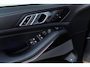 BMW X5 xDrive50e LCI M-sport Pro Skylounge M-Seats H&K Stoelvent Softclose Alcantaradak 360 ACC Carbon Iconic Trekhaak