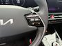 Kia Niro EV ExecutiveLine 64.8 kWh | Meest luxe uitvoering | Accu 100% | Head up display | Stoelverwarming en ventilatie | Schuif/ Kantel dak | Cruise Control Adaptief | Carplay | Fabrieksgarantie t/m 4-2032 | NAP