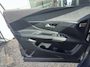 Peugeot 3008 1.2 PureTech 130pk S&S Allure Navigatie | BT | AppleCarplay & AndroidAuto | TREKHAAK | Achetruitrijcamera | Parkeersensoren voor & achter | Cruise & Climate Control