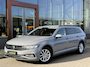 Volkswagen Passat Variant 1.5 TSI Business | Electrische Trekhaak | ACC | Massage | DAB | Achteruitrijcamera |