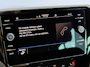 Volkswagen Passat Variant 1.5 TSI Business | Electrische Trekhaak | ACC | Massage | DAB | Achteruitrijcamera |