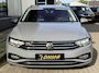 Volkswagen Passat Variant 1.5 TSI Business | Electrische Trekhaak | ACC | Massage | DAB | Achteruitrijcamera |