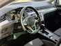 Volkswagen Passat Variant 1.5 TSI Business | Electrische Trekhaak | ACC | Massage | DAB | Achteruitrijcamera |