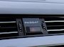 Volkswagen Passat Variant 1.5 TSI Business | Electrische Trekhaak | ACC | Massage | DAB | Achteruitrijcamera |