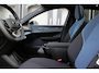 Volvo EX30 Single Motor Extended Range Ultra | 45th Anniversary Edition | 5 jaar garantie - (2 jaar extra fabrieksgarantie) | Zwarte Interieur Bekleding | 20 inch lichtmetalen velgen | Getint glas achter | Verwarmde voorstoelen en stuurwiel | Panoramadak | 360 Graden Camera | Premium Aduio By Harman Kardon | Draadloze telefoonlader | Pilot Assist | Parkeerassistent |