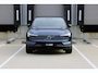 Volvo EX30 Single Motor Extended Range Ultra | 45th Anniversary Edition | 5 jaar garantie - (2 jaar extra fabrieksgarantie) | Zwarte Interieur Bekleding | 20 inch lichtmetalen velgen | Getint glas achter | Verwarmde voorstoelen en stuurwiel | Panoramadak | 360 Graden Camera | Premium Aduio By Harman Kardon | Draadloze telefoonlader | Pilot Assist | Parkeerassistent |