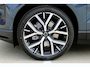 Volvo EX30 Single Motor Extended Range Ultra | 45th Anniversary Edition | 5 jaar garantie - (2 jaar extra fabrieksgarantie) | Zwarte Interieur Bekleding | 20 inch lichtmetalen velgen | Getint glas achter | Verwarmde voorstoelen en stuurwiel | Panoramadak | 360 Graden Camera | Premium Aduio By Harman Kardon | Draadloze telefoonlader | Pilot Assist | Parkeerassistent |