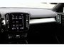 Volvo XC40 T4 Recharge Inscription | Premium audio by Harman Kardon | Adaptieve cruise control | Elektrische voorstoelen | Verwarmbare voorruit | Draadloze telefoonlader  | Extra getint glas achter |