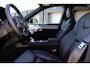 Volvo XC90 T8 Plug-in hybrid Ultra Black Edition | 22" Lichtmetalen Wielen | Bowers & Wilkins Premium Audio | Luchtvering | Geventileerde Voorstoelen met Massage | Extra Getint Glas | Google Infotainment | Nappa Lederen bekleding