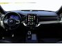 Volvo XC90 T8 Plug-in hybrid Ultra Black Edition | 22" Lichtmetalen Wielen | Bowers & Wilkins Premium Audio | Luchtvering | Geventileerde Voorstoelen met Massage | Extra Getint Glas | Google Infotainment | Nappa Lederen bekleding