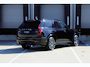 Volvo XC90 T8 Plug-in hybrid Ultra Black Edition | 22" Lichtmetalen Wielen | Bowers & Wilkins Premium Audio | Luchtvering | Geventileerde Voorstoelen met Massage | Extra Getint Glas | Google Infotainment | Nappa Lederen bekleding