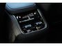 Volvo XC90 T8 Plug-in hybrid Ultra Black Edition | 22" Lichtmetalen Wielen | Bowers & Wilkins Premium Audio | Luchtvering | Geventileerde Voorstoelen met Massage | Extra Getint Glas | Google Infotainment | Nappa Lederen bekleding