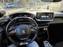 Peugeot e-208 EV GT Pack 50 kWh Panorama Dak | Alcantara/Leer | Camera | Adaptieve Cruise | Stoelverwarming | 17" Lichtmetaal | Climate | Carplay | Digitaal Dashboard | Achteruitrijcamera | Airco (automatisch) | Apple Carplay/Android Auto|telefoonintegratie premium