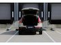 Volvo XC40 B4 Plus Dark | Panoramadak | Trekhaak | Verwarmbare voorstoelen en stuurwiel | Premium audio by Harman Kardon | Adaptieve cruise control