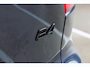 Volvo XC40 B4 Plus Black Edition | Verwarmbare voorstoelen | Verwarmbaar stuurwiel | Premium audio by Harman Kardon | Panoramadak | Rondom zichtcamera | Verwarmbare voorruit | 20 inch Lichtmetalen velgen | Alarmklasse 3