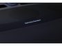 Volvo XC40 B4 Plus Black Edition | Verwarmbare voorstoelen | Verwarmbaar stuurwiel | Premium audio by Harman Kardon | Panoramadak | Rondom zichtcamera | Verwarmbare voorruit | 20 inch Lichtmetalen velgen | Alarmklasse 3