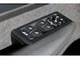 Volvo XC40 B4 Plus Black Edition | Verwarmbare voorstoelen | Verwarmbaar stuurwiel | Premium audio by Harman Kardon | Panoramadak | Rondom zichtcamera | Verwarmbare voorruit | 20 inch Lichtmetalen velgen | Alarmklasse 3