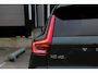 Volvo XC40 B4 Plus Dark | DEMO DEAL | Panoramadak | Elektrisch Verstelbare Voorstoelen | Getint Glas Achter | Keyless | Elektrische Achterklep | Premium audio by Harman Kardon | Stoelverwarming | Stuurverwarming | Volvo UX Infotainment | Adaptieve Cruise Control | Pilot Assist | BLIS