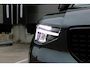 Volvo XC40 B4 Plus Dark | DEMO DEAL | Panoramadak | Elektrisch Verstelbare Voorstoelen | Getint Glas Achter | Keyless | Elektrische Achterklep | Premium audio by Harman Kardon | Stoelverwarming | Stuurverwarming | Volvo UX Infotainment | Adaptieve Cruise Control | Pilot Assist | BLIS