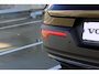 Volvo XC40 B4 Automaat Plus Black Edition | Demo Deal | Verwarmbare voorstoelen | Verwarmbaar stuurwiel | Premium audio by Harman Kardon | Verwarmbaar voorruit | Panoramadak | Rondom zichtcamera | 20 inch Lichtmetalen velgen | Alarmklasse 3