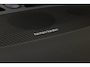 Volvo XC40 B4 Automaat Plus Black Edition | Demo Deal | Verwarmbare voorstoelen | Verwarmbaar stuurwiel | Premium audio by Harman Kardon | Verwarmbaar voorruit | Panoramadak | Rondom zichtcamera | 20 inch Lichtmetalen velgen | Alarmklasse 3