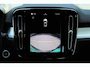 Volvo XC40 B4 Plus Dark | Trekhaak | Verwarmbare voorstoelen en stuurwiel | Premium audio by Harman Kardon | Adaptieve cruise control |
