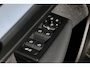 Volvo XC40 B4 Plus Dark | Trekhaak | Verwarmbare voorstoelen en stuurwiel | Premium audio by Harman Kardon | Adaptieve cruise control | Verwarmbare voorruit | Keyless | Elektrische achterklep | Apple carplay/Android auto