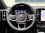 Volvo XC40 B4 Plus Black Edition | Elektrisch bedienbare trekhaak | Harman & Kardon audio | 360-graden camera