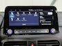 Hyundai Kona Limited 64kWh 201PK | 1ste eigenaar | ACCU 95% | LEER | AppleCarplay/AndroidAuto | Adaptief Cruise Control | Head-UP Display | Dodehoekdetectie | Camera | Stoel/Stuur/Achterbank verwarming | Stoelkoeling | AUTOMAAT | Isofix | Privacy Glass | Warmtepomp |