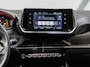 Peugeot e-2008 EV Allure 50 kWh 136PK | 1ste eigenaar | ACCU 91% | AppleCarPlay/AndroidAuto | Climate Control | Navigatie | Cruise Control | Camera | Keyless | FULL LED | LMV | Parkeersensoren | Privacy Glass | Isofix | DAB Radio |