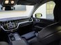 Volvo XC60 T8 AWD Inscription | Harman & Kardon audio | Verwarmde voor- en achterstoelen | Memory | Schuif-/kanteldak